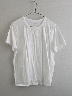 8/5 OLD NAVY Everywhere Tee